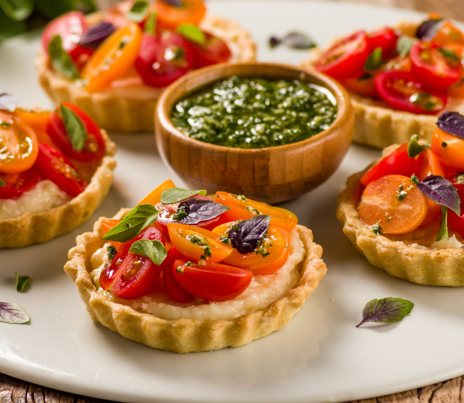 Minitorta fresca de Queijo Brie Cremíssimo e mix de tomates